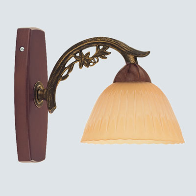 Светильники для дома и дачи: классический настенный светильник Alfa Praga Antic 10770 Польша
